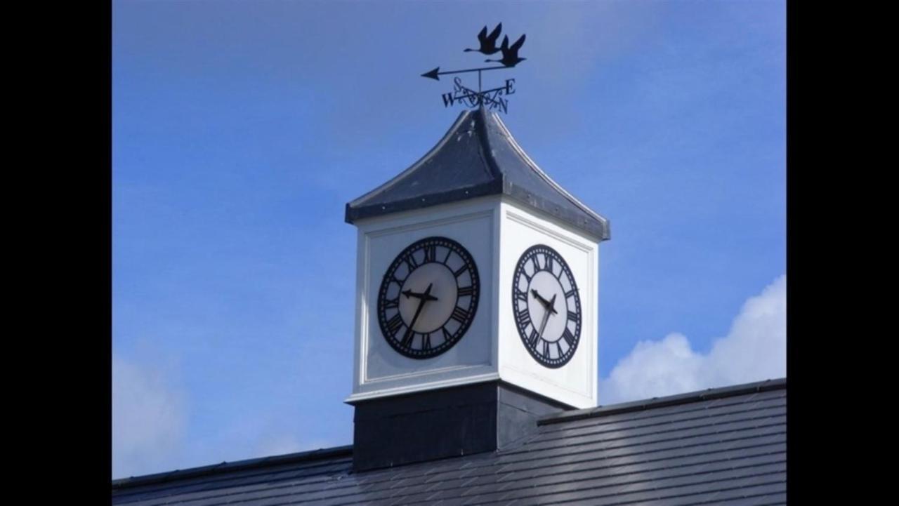 Luxury Cottage Clocktower Royal Hillsborough Moira  Dış mekan fotoğraf